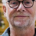 Erik Dybdal Møller vender tilbage til Mols og præstegården i Knebel, som han har købt og fra årsskiftet vil bruge som privatbolig