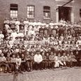 Personalet på chokoladefabrikken Elvirasminde i Klostergade i 1910. Foto: Emil A. Tromholt, Den Gamle By