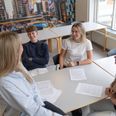 Favrskov Gymnasium er et af landets allerbedste gymnasier til at løfte elevernes præstationer. Foto: Favrskov Gymnasium