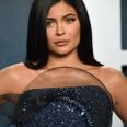 Kylie Jenner er lillesøster til Kim Kardashian. Sammen med Travis Scott har hun nu udvidet familiedynastiet endnu en gang. Foto: Evan Agostini Ritzau Scanpix