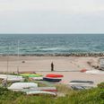 Politiet afspærrede i går et stort stykke af stranden i Tisvildeleje forbindelse med fundet af et lig i vandet. Nu er det kommet frem, hvorfor det var nødvendigt. Foto: David Foli.