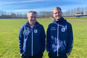 Peter Pedersen og Nichlas Knudsen er foreløbig hyret til AGF Kvindefodbold i et halvt år med et erklæret mål: En tilbagevenden til Kvindeligaen. 