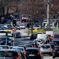 Tæt trafik på H.C. Andersens Boulevard i København. Der skal nu gennemføres forsøg med roadpricing, så man kan gøre det dyrere at køre i bil, når der er meget trængsel på vejene. Foto: Jens Dresling