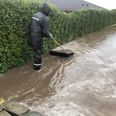 Der er hård kritik af forholdene på Møgelbjerg i Grenaa, når vandet presser. Privatfoto
