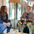 Kulturringen Østjylland og koordinator Eva Klinting (tv.) vil gerne have flere unge som Frida Johanne Kruse Stokke (th.) ind i kulturhusene. Foto: Anne frank Henriksen