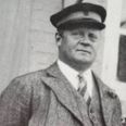 I 1937 stod arrestforvarer J.P.J. Thylkjær efter 14 års tjeneste anklaget for sin overdådige gæstfrihed overfor fangerne i Ebeltoft Arrest. Foto: Ebeltoft Byhistoriske Arkiv