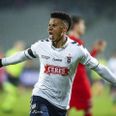 Tobias Sana jubler efter sit mål til 1-0 mod Esbjerg