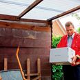 Med Modtagerflex kan man få pakker leveret til sin adresse, selvom man ikke er hjemme, Man aftaler blot med Post Danmark, hvor på adressen, pakken skal lægges. Det er gratis at tilmelde sig ordningen.