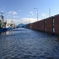 Oversvømmelser på Grenaa Havn skulle helst snart kun høre fortiden til. pressefoto