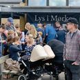 Mange mennesker i alle aldre besøgte lørdagens 'Mød os i Mørke' på Mørke Skole. Foto: Lars Norman Thomsen