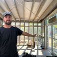 "Først var Omdrejningspunktet kultur og borgerhus, nu er det kulturorangeri og minivenue, siden kan det blive genbrugt som noget helt andet," forklarer Sebastian Byrsting. Foto: Tahmasbi