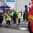 Brandfolk skal nu undersøge, om der er sevet gas ind i bygningerne. Foto: Presse-fotos.dk.