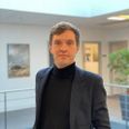 Psykolog Michael Manly Vad råder til, at sætte klare grænser hjemme, så hjernen kan adskille, om man er i skole eller om man holder fri.