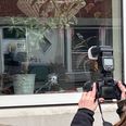 Der er blevet skudt mod en privat adresse. Foto: Presse-fotos.dk