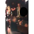 Billedet af de tre efterlyste er tilsløret, fordi identiteten på personerne nu er fastlagt.