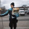 PostNord har haft ekstra travlt i Skødstrup i år. Foto: Lars Horn.
