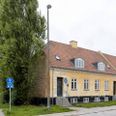 De ikoniske rækkehuse på Poul Martin Møllers Vej i Aarhus skal ombygges og sælges, efterhånden som de fraflyttes. Foto: Joachim Ladefoged