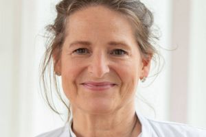 Forsker og læge Ivy Susanne Modran vil i et foredrag fortælle om vejen til et bedre liv efter hjertekirurgi.
