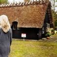 Det er ikke partysommerhuse som dette, der er problemet, for de borgere i Syddjurs, som er fortørnede over, at der i sommerhusområder med fred og ro kan opføres mastodonter, som naboerne føler er et indgreb i dette område, hvor de har købt sommerhus i tillid til, at naturen og stilheden er afgørende ingredienser i hverdagen. Arkivfoto