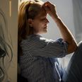 På Renée Toft Simonsens håndled står der Hugo Helmig. Det gør der også et eller andet sted på de andre i familien. De lod sig inspirere af de to piger i familien, Ida-Marie og Ulrikke, der fik den først. Foto: Joachim Ladefoged