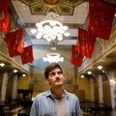»Arbejderbevægelsen, som Socialdemokratiet og fagbevægelsen er en del af, bygger på kammeratskab. Når man er en del af et parti eller en bevægelse, som man føler enormt stærkt for, så får man en fællesskabsfølelse med dem, man kæmper med,« forklarer Frederik Vad Nielsen om brugen af ordet "kammerat" til andre socialdemokrater. Arkivfoto: Jens Dresling.