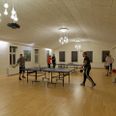Nu kan du spille bordtennis i Vitten. Pressefoto