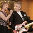 Birthe Kjær og Johnny Reimar på scenen sammen til Dansk Melodi Grand Prix i 2005 i Horsens. Arkivfoto: Andreas Szlavik/Polfoto/ Ekstra Bladet