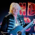 Musik har altid været en del af Anders Leth-Nissens DNA. Nu er han tilbage i Skanderborg og klar til at give skanderborgenserne en glamrock-oplevelse, de aldrig glemmer. Foto: Grethe Bo Madsen