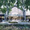 Tirstrup Hallen skal omdannes til et levende mødested med fokus på verdensmål og bevægelse. Landsbyklyngen Østdjurs har netop fået støtte af Lokale og Anlægsfonden og Realdania til projektet.