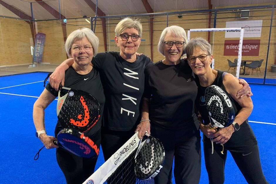 Medlemmer af Ældre Sagen kan spille padel gratis hos Padelmaster i Hadsten.