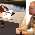 Der kommer ikke en folkeafstemning om Klimabroen. Det har Erik Bo Andersen fra Østbroen ellers foreslået. Illustration: Kian Johansen via Canva