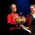 Vinderen af Frivilligrådets pris blev Mette Vestergaard, der er håndbold- og fodboldtræner i Hornslet IF. Foto: Anne Steen, Impact