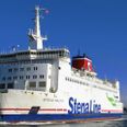 Stena Nautica er her på vej ud af havnen i Halmstad og på vej til Grenaa. Pressebillede