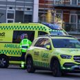 Udover brandvæsenet var også ambulance og lægebil på stedet. Foto: Presse-fotos.dk.