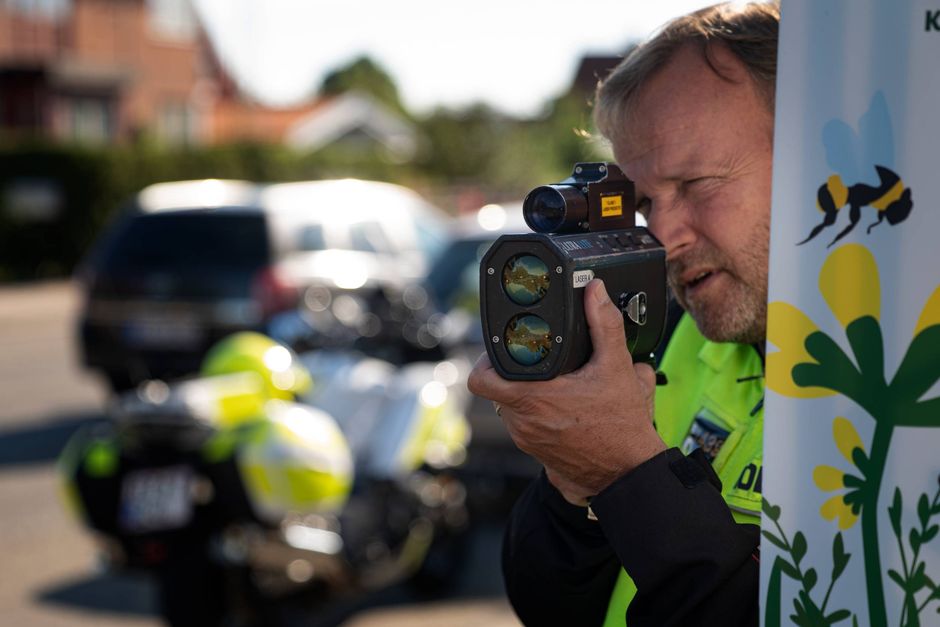 Det har været en travl dag for Østjyllands Politi. Ved en færdselsindsats i Aarhus V kan de tælle til 55 sigtelser.
