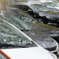 I alle byens parkeringszoner var der sidste år en gennemsnitlig belægning på 130 procent. Det vil sige, at hver parkeringsplads var solgt 1,3 gange - med andre ord man er ikke garanteret en p-plads, selvom man har en beboerlicens. Foto: Casper Dalhoff