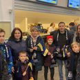 For familien Sukhonos handlede aftenen især om at mødes med familie, venner og andre ukrainere og opleve en sport, som de ikke kendte alverden til. Foto: Mark Sigetty