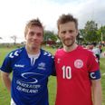 Måske er tiden ved at være moden til, at assistenttræner Kåre Brøgger Sørensen (tv.) skal i kamp. Manden (th.) vil afgjort bifalde det. Foto: IF Ådalen