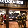 Sent lørdag aften blev McDonalds evakueret. Foto: Presse-fotos.dk.