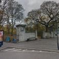 Ifølge anklageskriftet voldtog den 23-årige en anden mand sammen med en ukendt medgerningsmand i Ørstedsparken. Foto: Google Maps