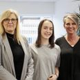 Mette Jensen (i midten) blev job-matchet med Gitte Jessen (tv) og Lone Brandt. Alle tre er glade for samarbejdet - så glade, at Gitte og Lone nu er endt emd at ansætte Mette. Foto: Grethe Bo Madsen