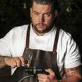Skanderborg-kokken Christian Enoch er en af 32 tidligere Masterchef-kokke, der optræder i en ny bog. Foto: Fotoholic.dk