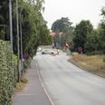Den 43-årige mand var efter han blev stukket med en kniv i brystet, vaklet cirka 300 meter væk fra gerningsstedet og blev fundet af en forbipasserende motorcyklist. Arkivfoto: Martin Warming