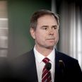 Statens kassemester, finansminister Nicolai Wammen (S), behøver ikke at blive bekymret over udgifter i milliardklassen til at håndtere flygtninge fra Ukraine ifølge tidligere overvismand Michael Svarer. I første omgang burde staten uden problemer kunne klare en midlertidig udgift ved at køre med et underskud, lyder hans vurdering. Arkivfoto: Liselotte Sabroe/Ritzau Scanpix