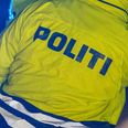 Betjentene kunne følge blodsporet - og få fat i den mistænkte. Foto: Rigspolitiet
