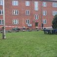 Personen er fundet død i en boligblok. Foto: Presse-fotos.dk.