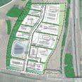 Det nye serviceområde ligger vest for E45 ved afkørsel 44 og nord for Ødumvej nær Hadsten. Vejledende illustrationsplan fra Favrskov Kommune