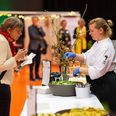 Ligesom til Klimafesten i 2022 vil der til markedspladsen blive serveret klimavenlige snacks fra Caféen på Fælleden. Arkivfoto: Per Bille