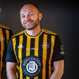 Direktøren - til højre - glæder sig til de kommende kampe for holdet, og han forventer, at alt vil være business as usual. Foto: Joachim Ladefoged