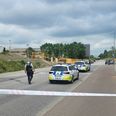 Tre personer er anholdt. Der er ifølge DR tale om en 16-årig dreng og to mænd på henholdsvis 18 og 19 år. Foto: Presse-fotos.dk